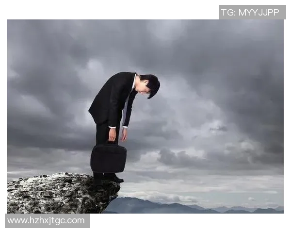 从低谷到巅峰他是如何完成东山再起的传奇之路